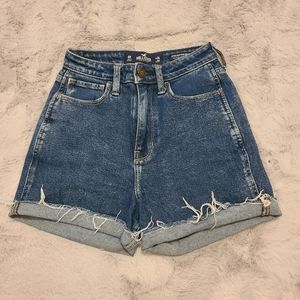 Hollister Ultra High Rise Shorts